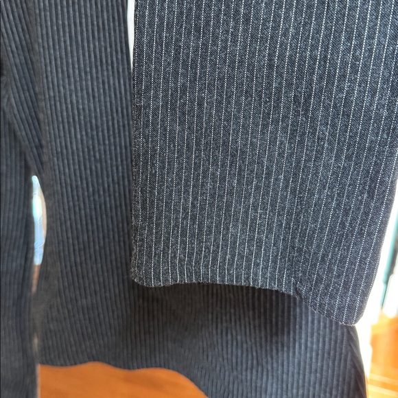 ZARA pinstripe top with shoulder pads - Picture 5 of 8